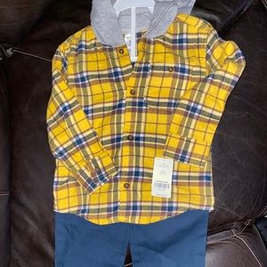 Carter’s 2 Piece Outfit